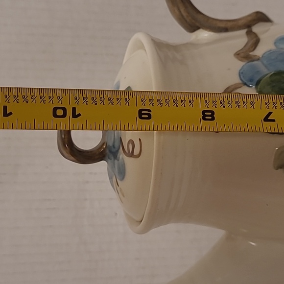 Vintage Metlox Poppytrail Teapot with Blue Grapes - Picture 15 of 16